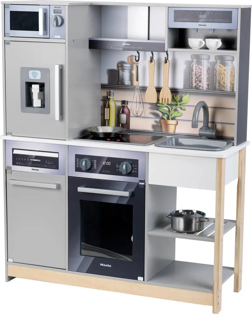 MIELE - CUISINE FAMILY SUPER-MODELE EN BOIS