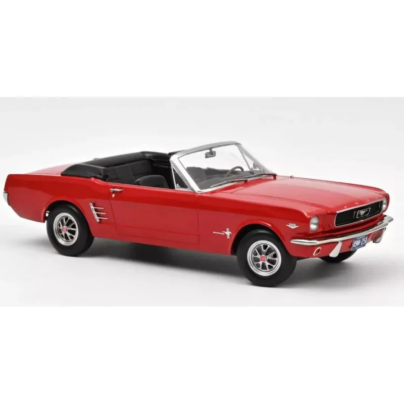 Ford Mustang cabriolet de 1966. NOREV 182810