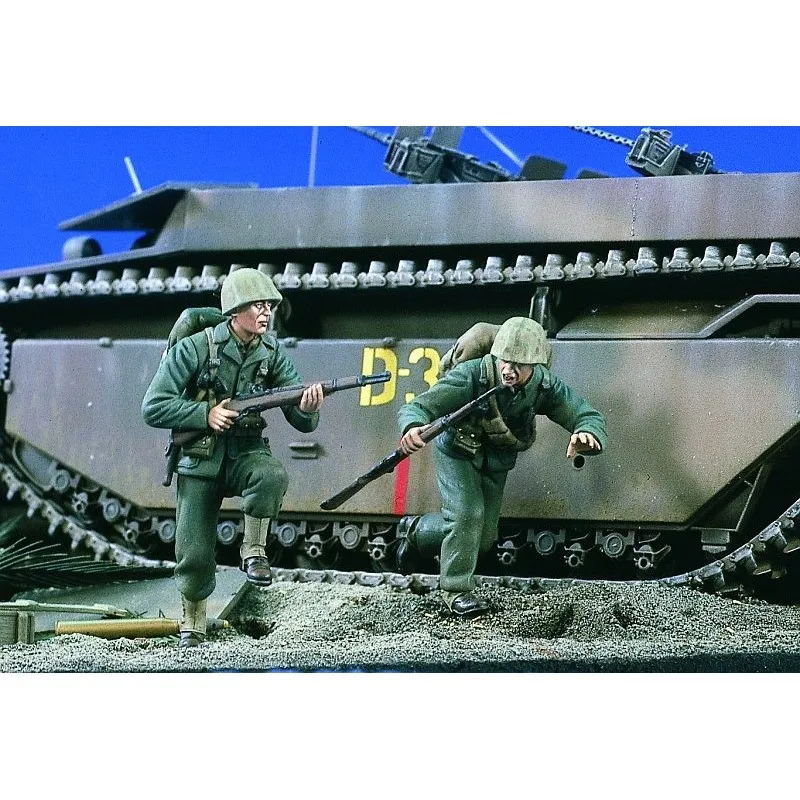 Des Marines américains en train de courir. VERLINDEN PRODUCTIONS 1801