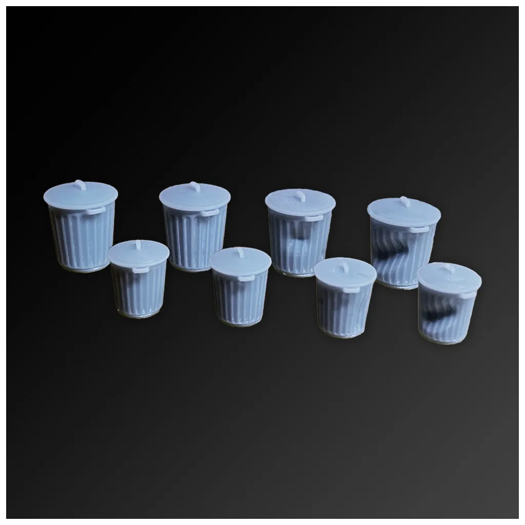 Set de 8 poubelles - décors terrain