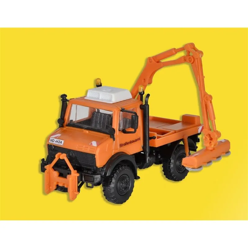 Unimog avec sécateur. KIBRI 15004