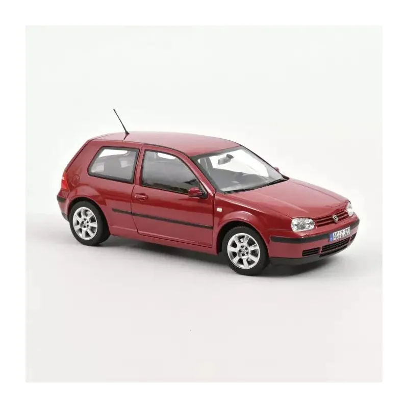 VW Golf, 2002. NOREV 188573